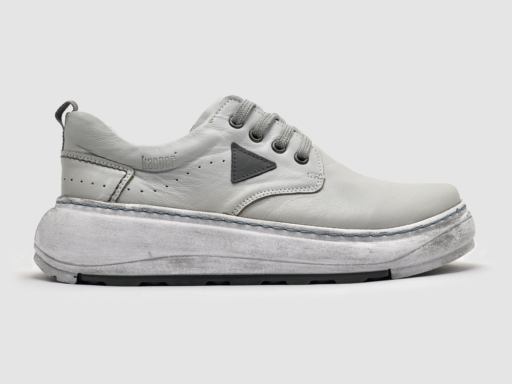 Women's Retro Leather Shoes - Grey