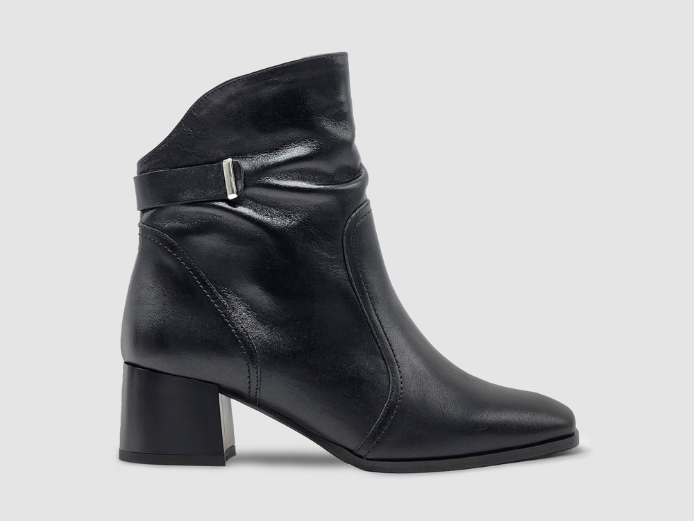 Women's AGA Maria Tall Leather Booties - Black